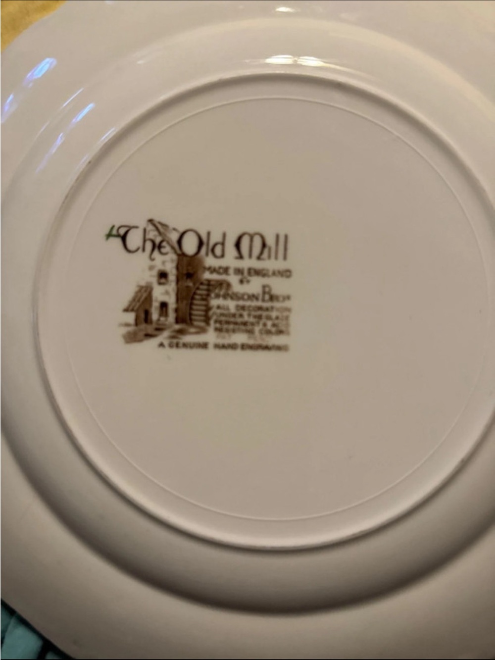 White Porcelain Dinner Plate
